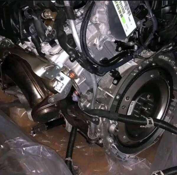 M156 6.2L V8 Used Engine – Mercedez Benz – Shipping Fee Included in the Price - Image 5