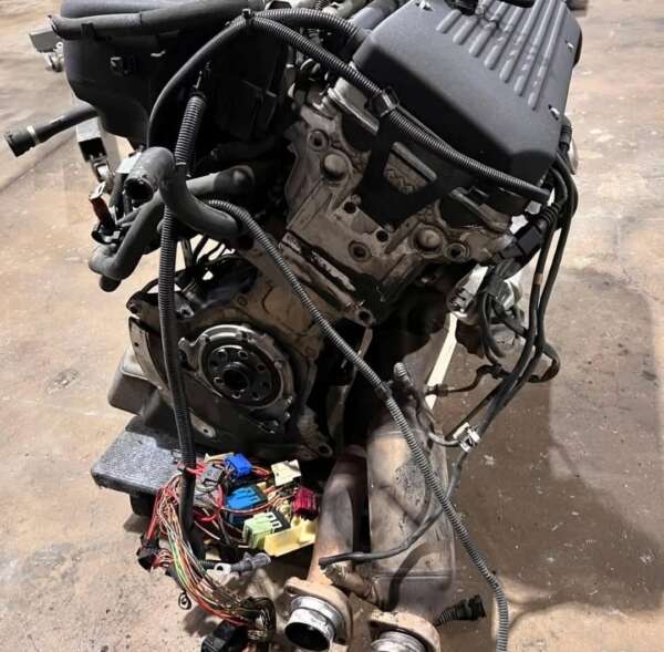 S54 USED ENGINE – BMW – SHIPPING FEE INCLUDED IN THE PRICE - Image 3